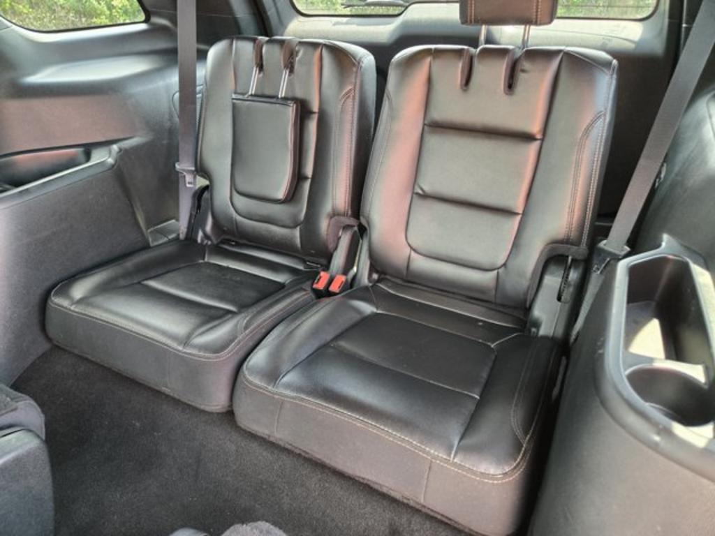 2018 Ford Explorer - $14,995
