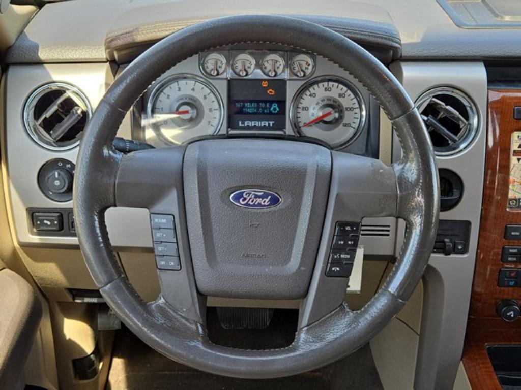 2010 Ford F-150 XLT photo