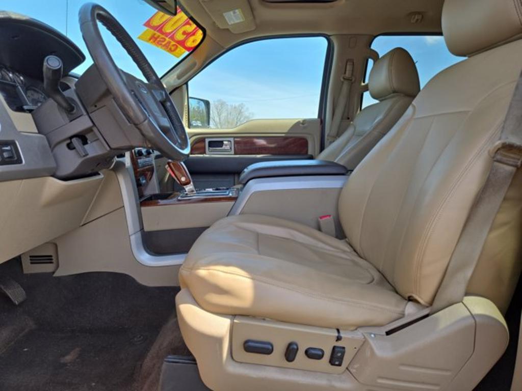 2010 Ford F-150 XLT photo