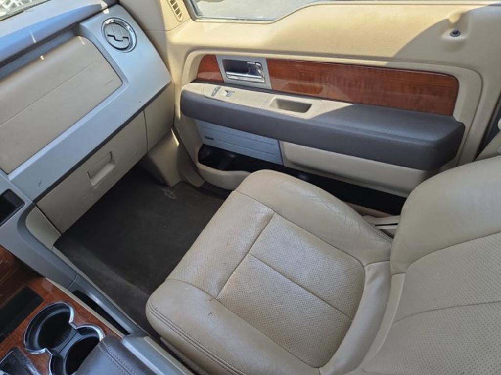 2010 Ford F-150 XLT photo