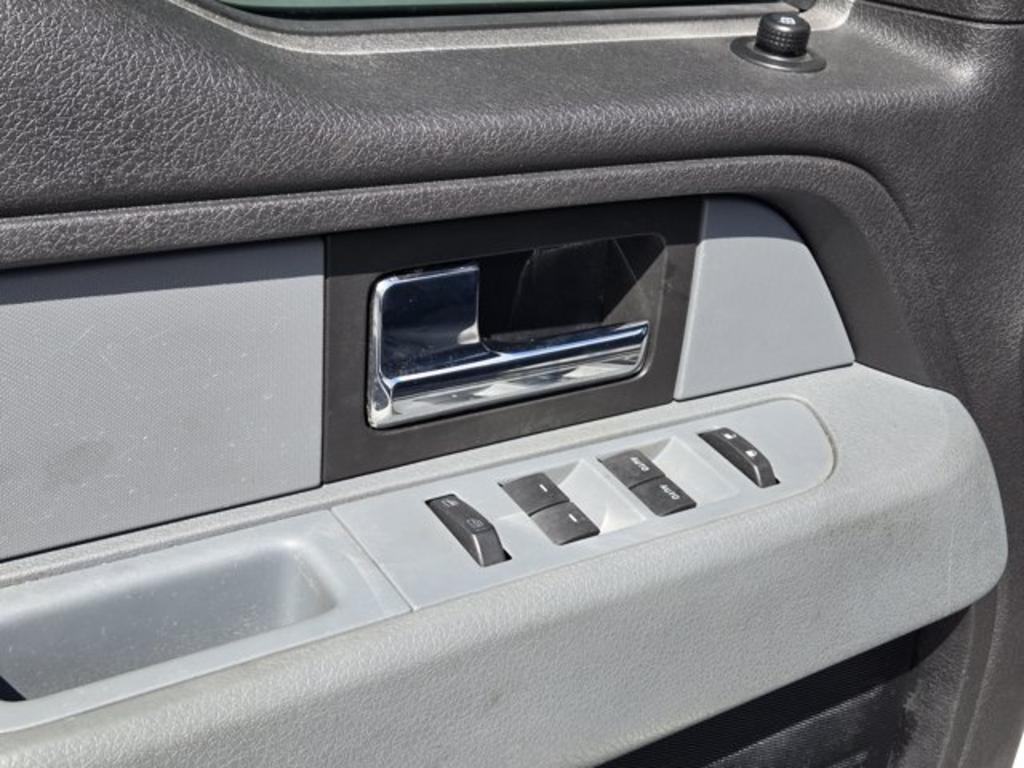 2012 Ford F-150 - $14,995