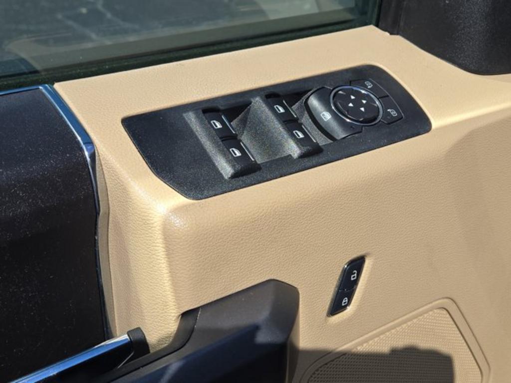 2018 Ford F-150 - $17,995