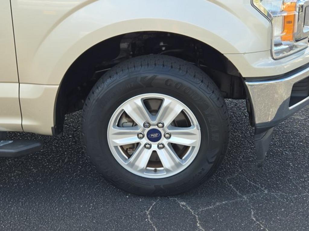 2018 Ford F-150 - $17,995