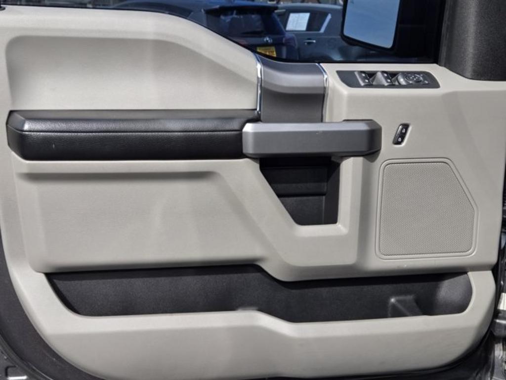 2018 Ford F-150 - $23,995