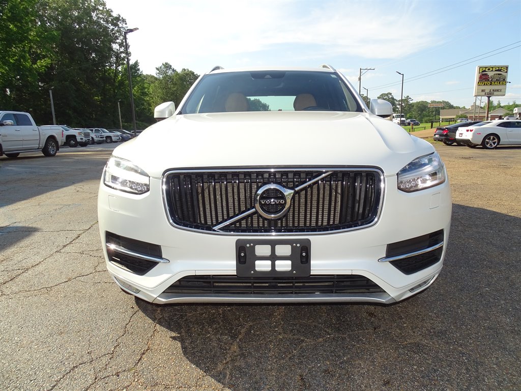 2018 Volvo XC90 T6 - Momentum photo