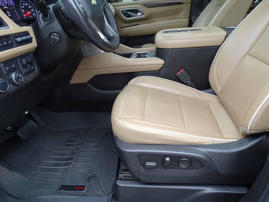 2021 Chevrolet Suburban 1500 Premier photo