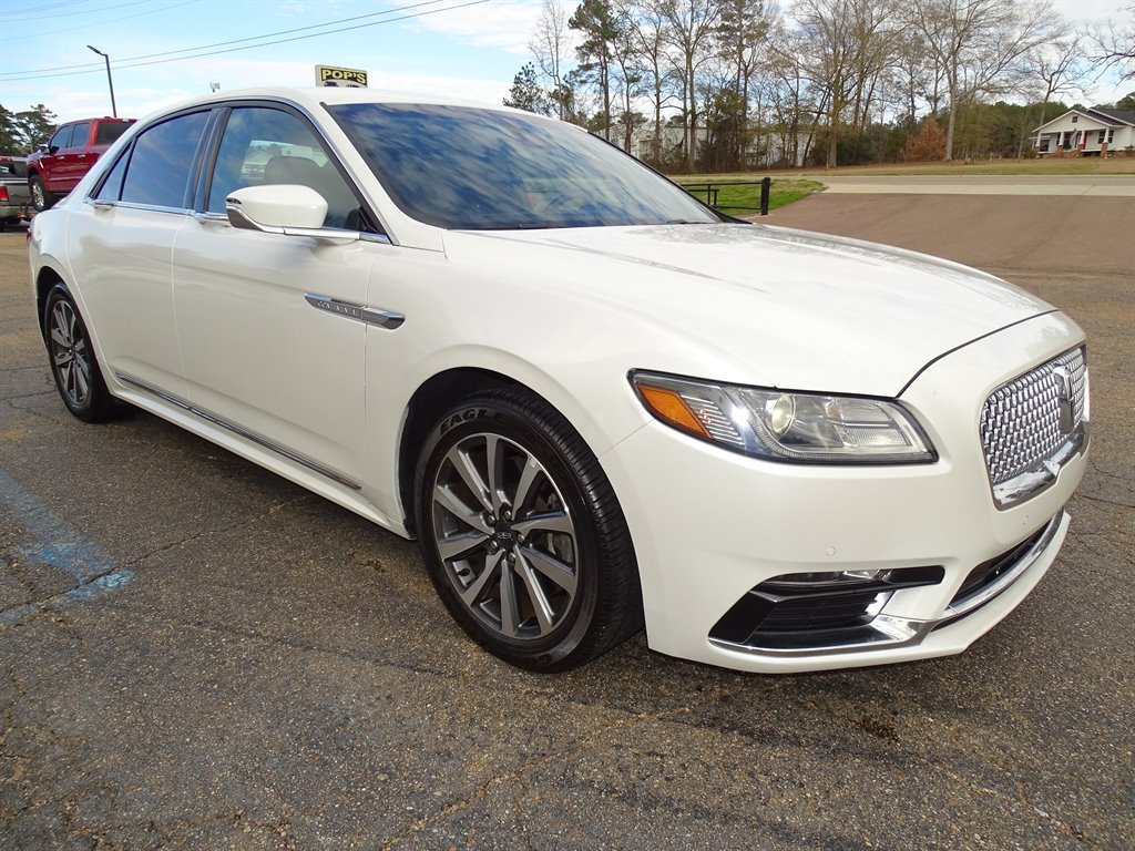2020 Lincoln Continental photo