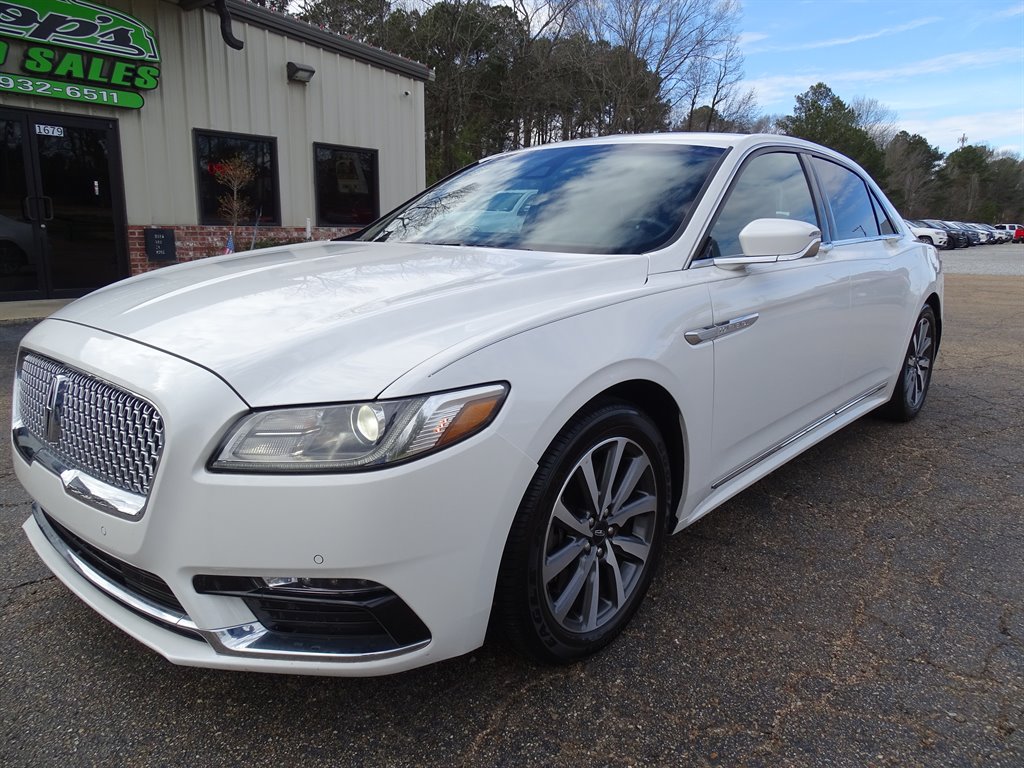2020 Lincoln Continental photo
