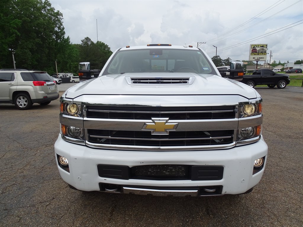 2019 Chevrolet Silverado 3500 High Country photo