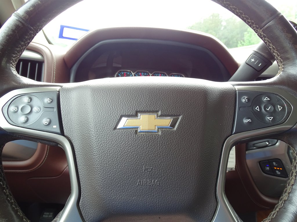 2019 Chevrolet Silverado 3500 High Country photo