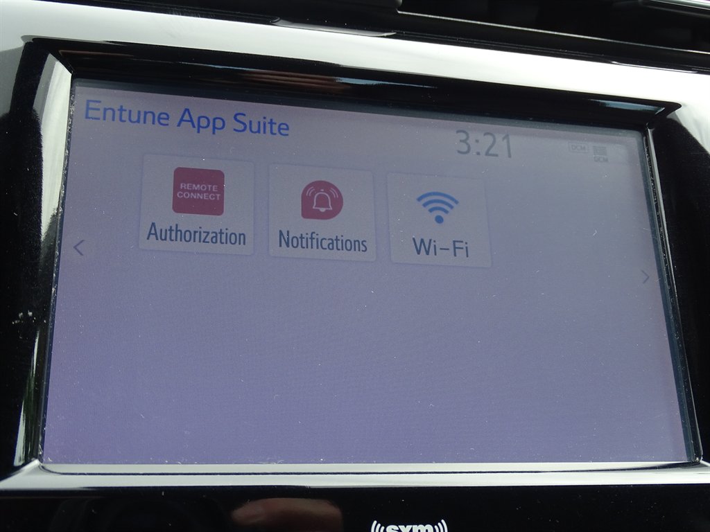 2020 Toyota Camry SE photo