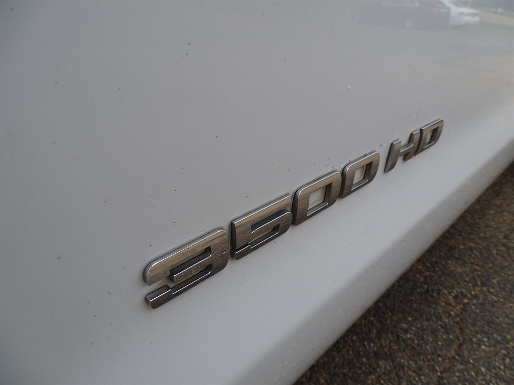2019 Chevrolet Silverado 3500 W/T photo