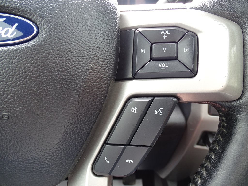 2017 Ford F250sd Lariat photo