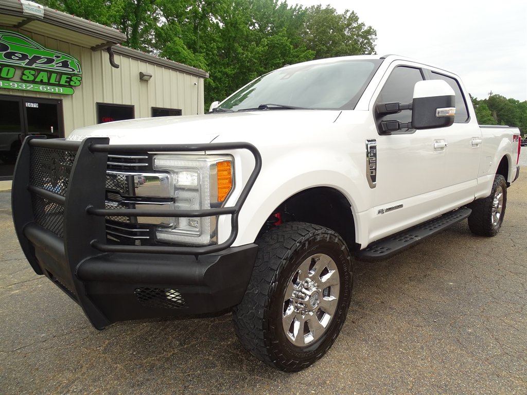 2017 Ford F250sd Lariat photo