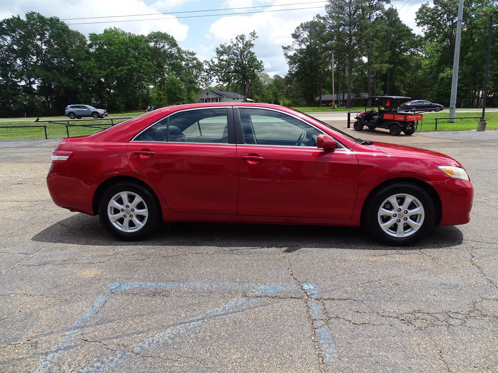 2010 Toyota Camry photo