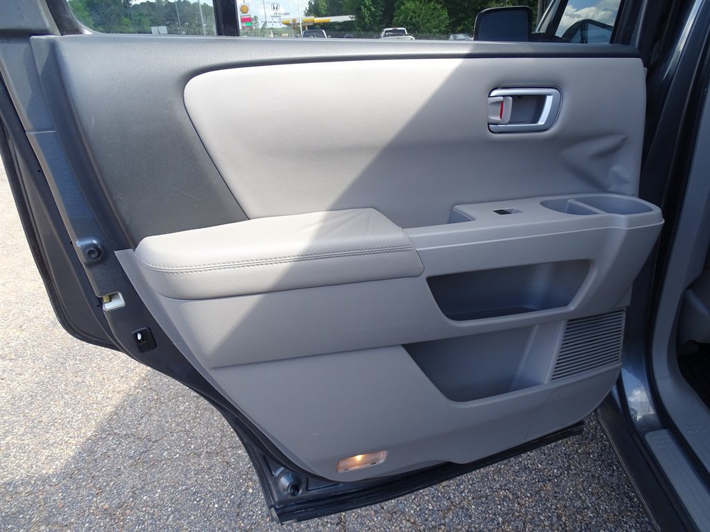 2011 Honda Pilot EX-L w/DVD photo