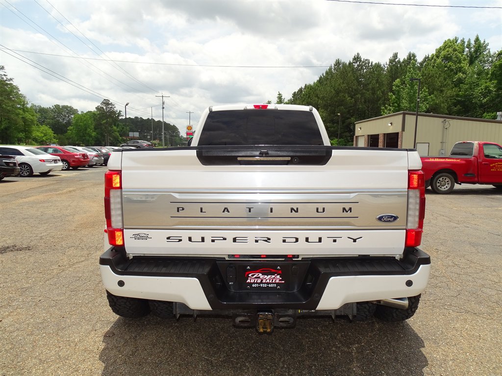 2017 Ford F350sd Platinum photo