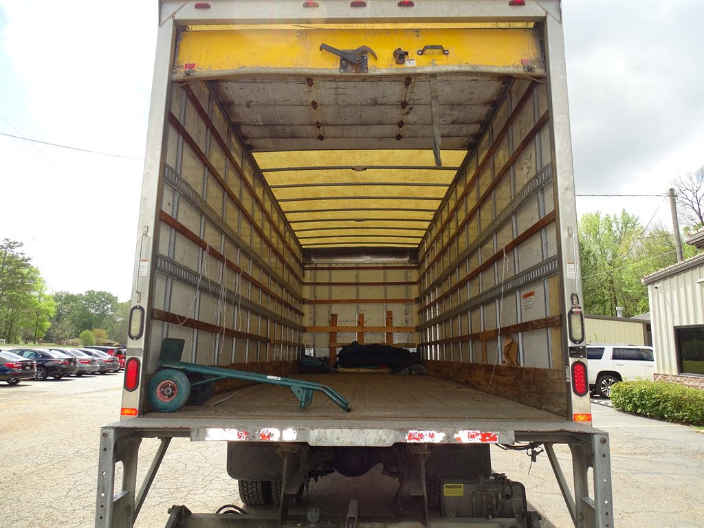 2014 Freightliner M2 - $21,999