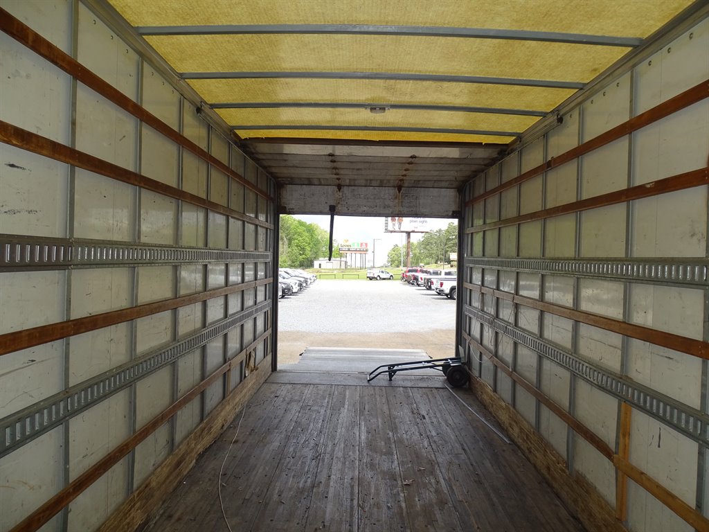 2014 Freightliner M2 - $21,999