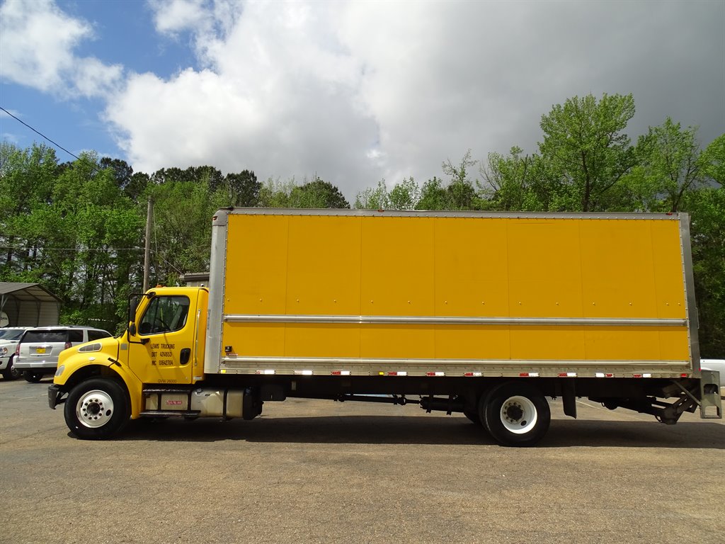 2014 Freightliner M2 - $21,999