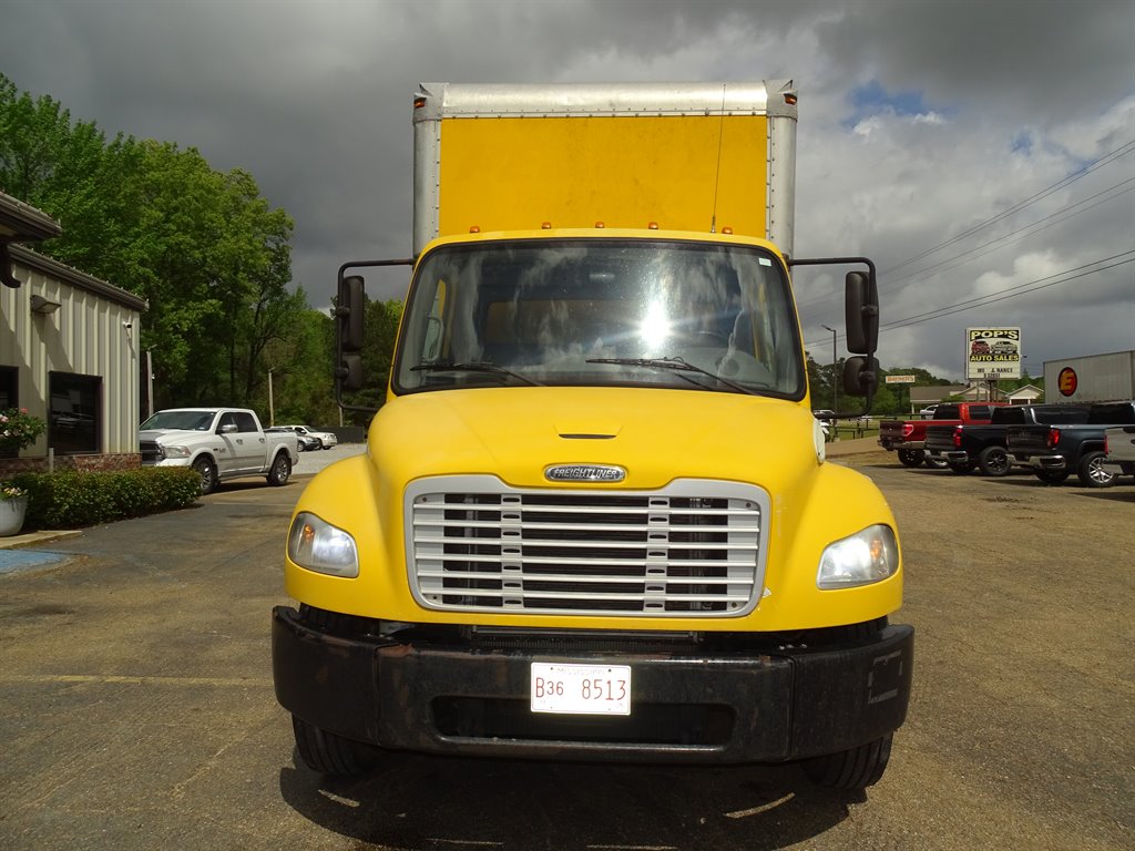 2014 Freightliner M2 - $21,999