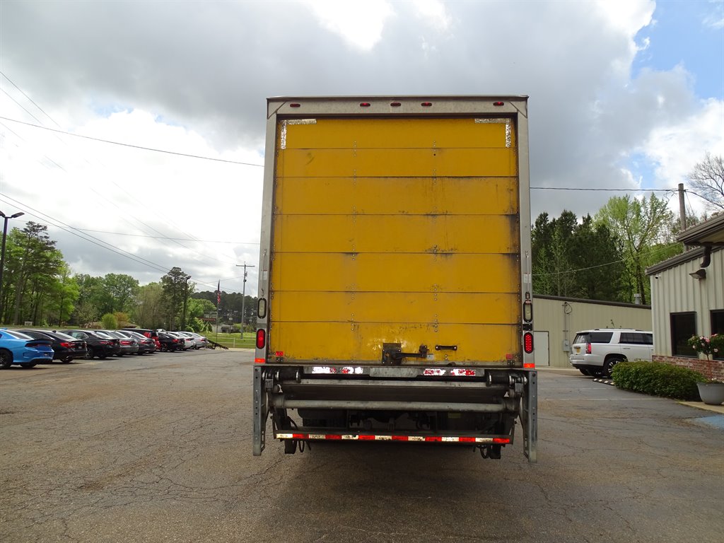 2014 Freightliner M2 - $21,999