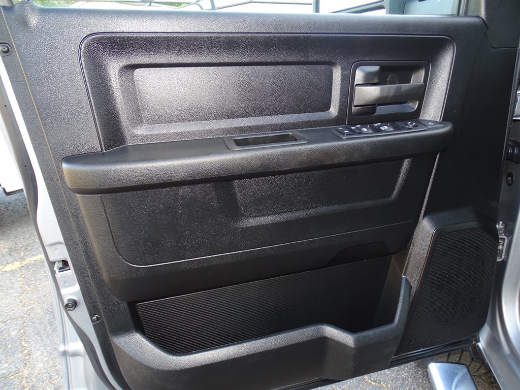 2024 Ram 2500 - $47,999