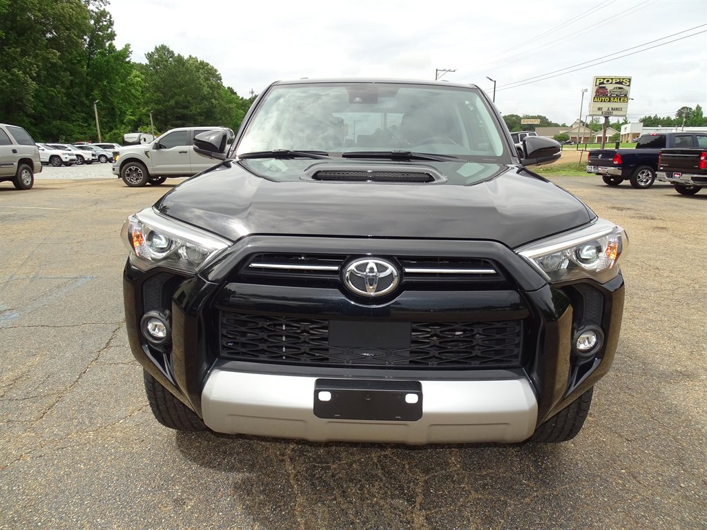 2024 Toyota 4Runner - $42,999