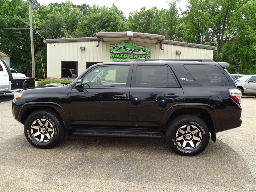 2024 Toyota 4Runner - $42,999