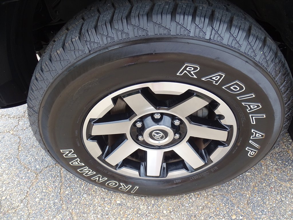 2024 Toyota 4Runner - $42,999
