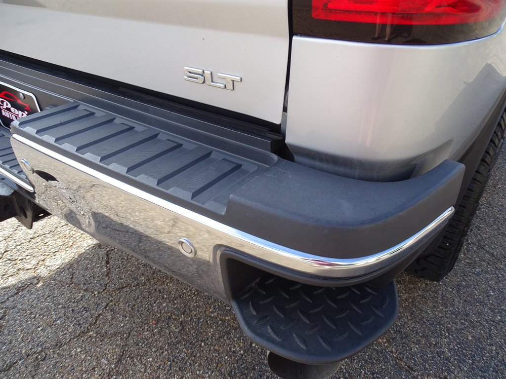 2016 GMC Sierra - $39,999