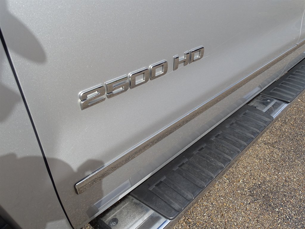 2016 GMC Sierra - $39,999