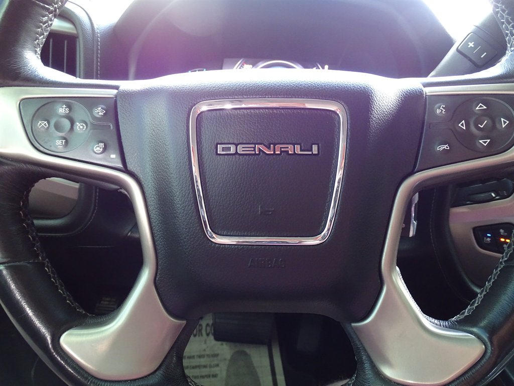 2018 GMC Sierra - $45,999