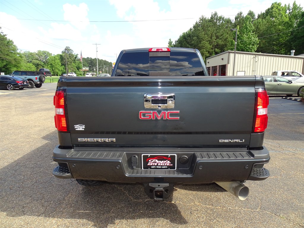 2018 GMC Sierra - $45,999