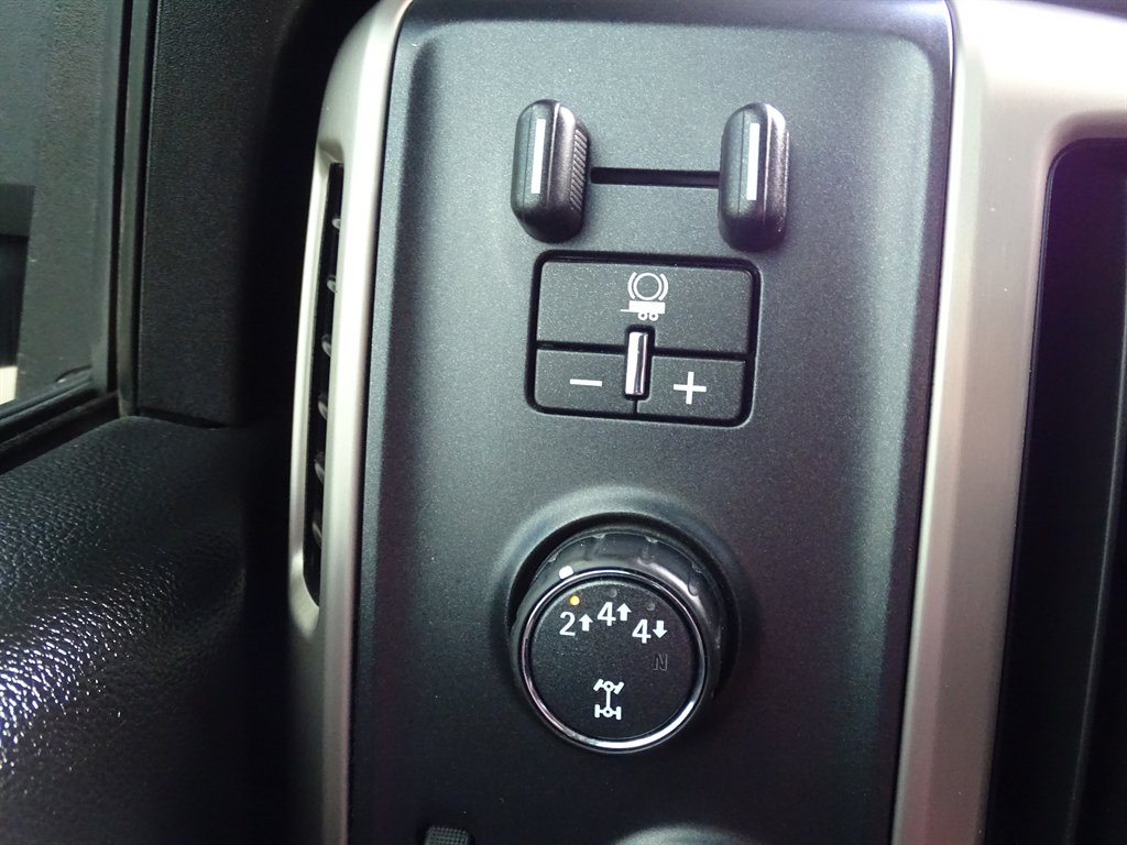 2018 GMC Sierra - $45,999
