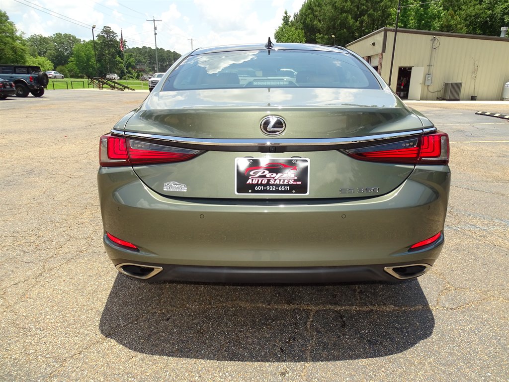 2023 Lexus ES - $34,999