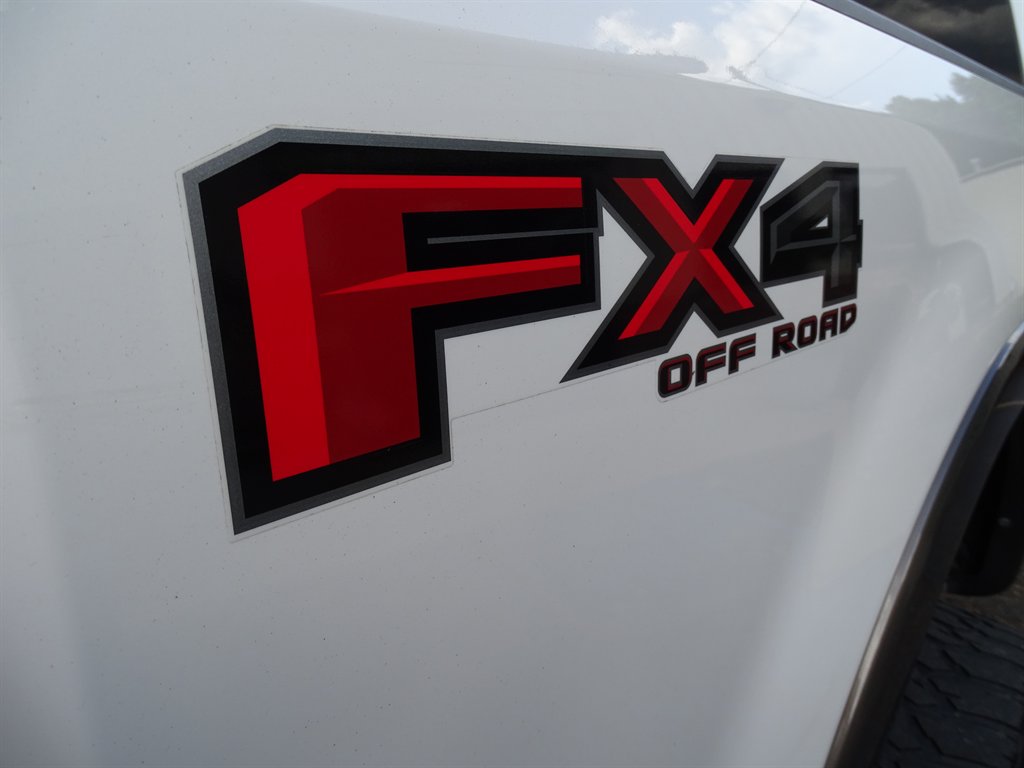 2017 Ford F-250 - $43,999