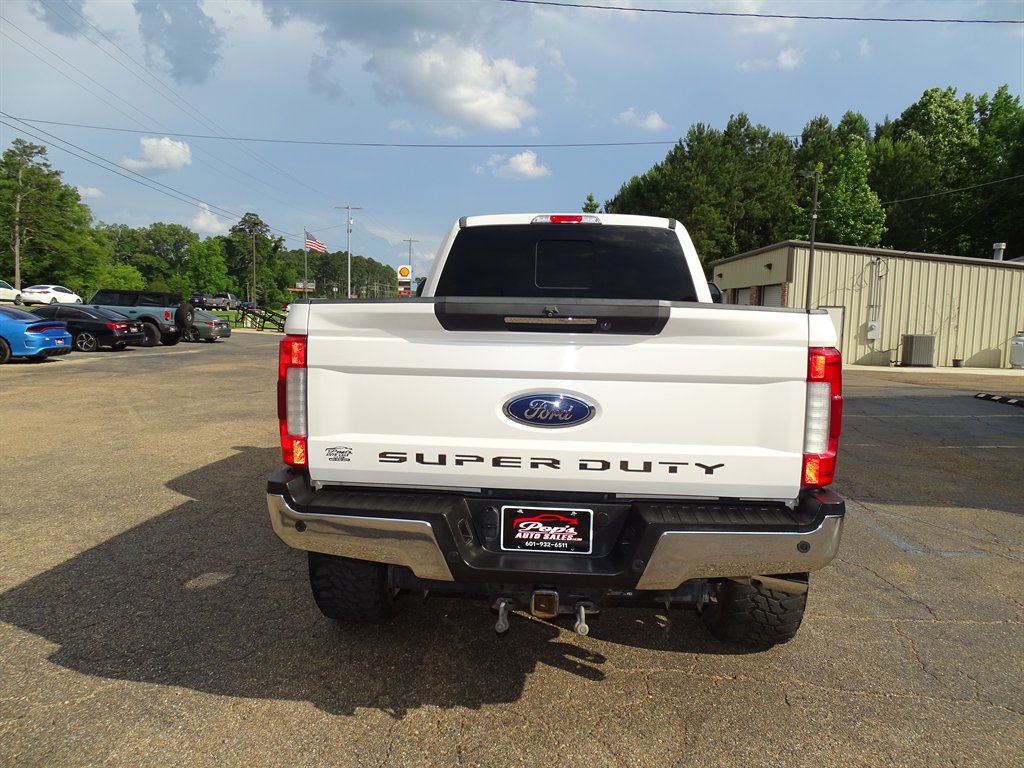 2017 Ford F-250 - $43,999