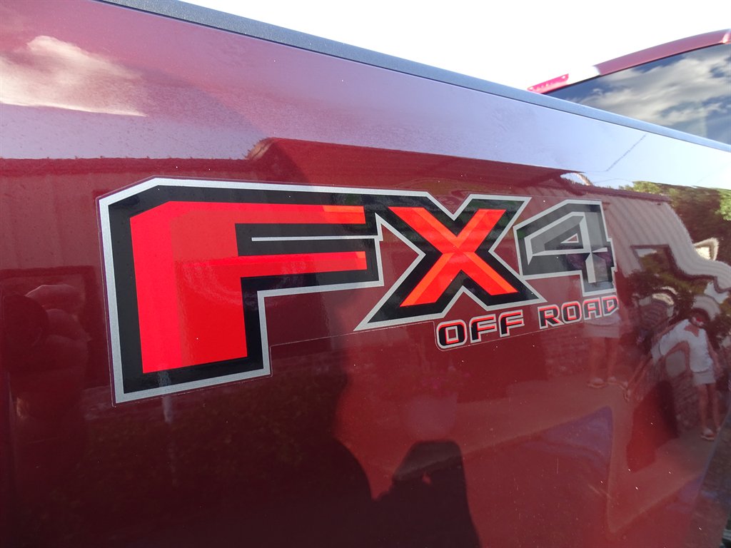 2017 Ford F-250 - $42,999