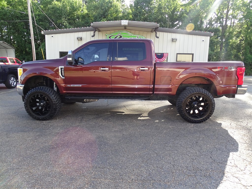 2017 Ford F-250 - $42,999