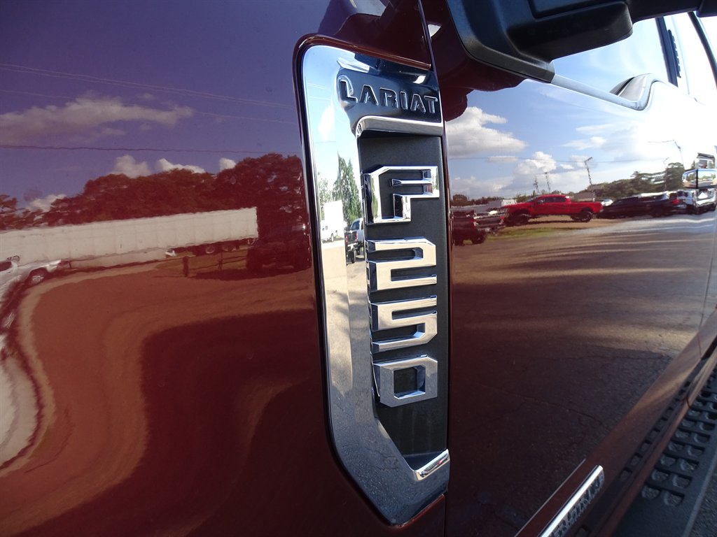 2017 Ford F-250 - $42,999