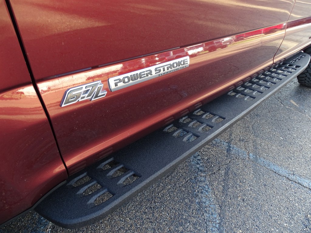 2017 Ford F-250 - $42,999