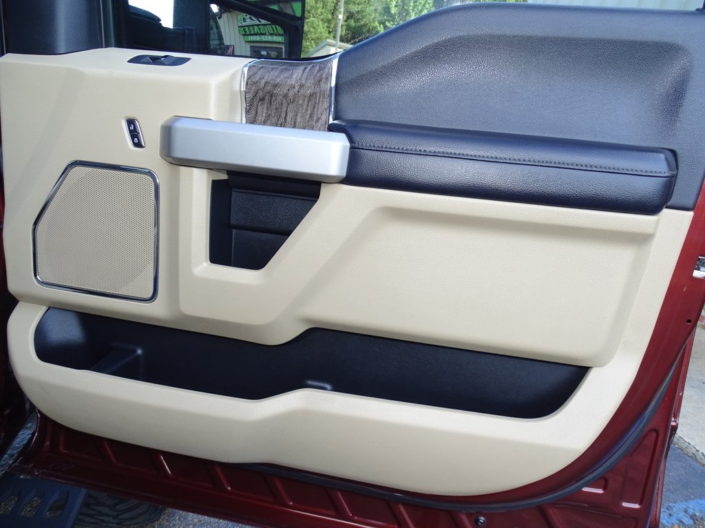 2017 Ford F-250 - $42,999