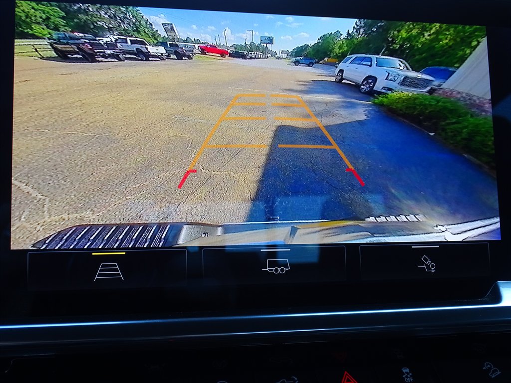2025 Chevrolet Silverado 1500 - $47,999