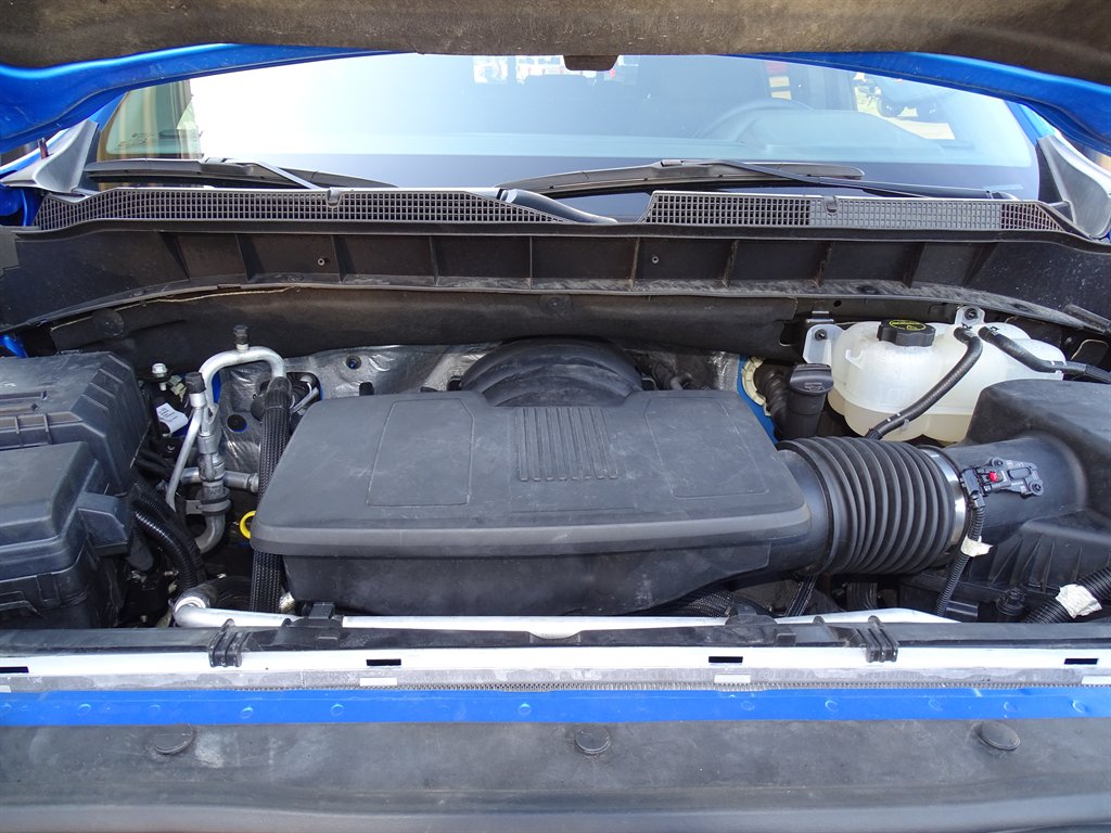 2025 Chevrolet Silverado 1500 - $47,999