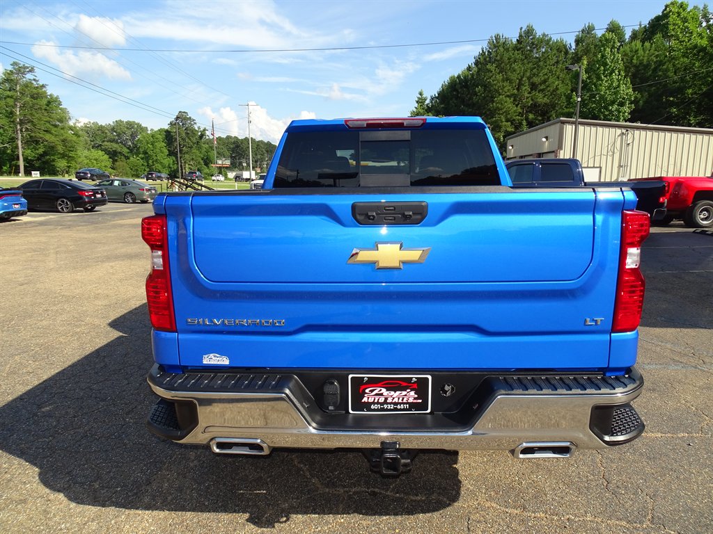 2025 Chevrolet Silverado 1500 - $47,999