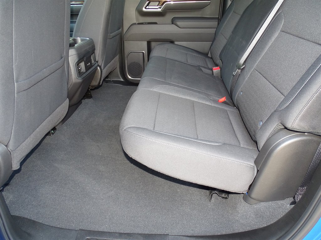 2025 Chevrolet Silverado 1500 - $47,999