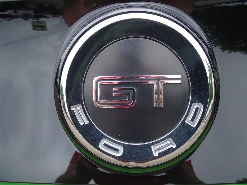 2014 Ford Mustang - $28,999