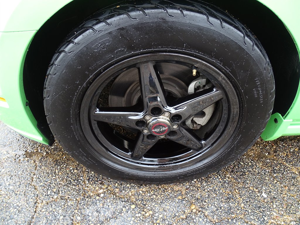 2014 Ford Mustang - $28,999