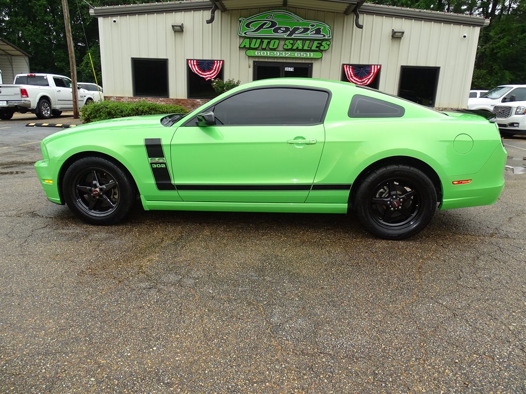 2014 Ford Mustang - $28,999